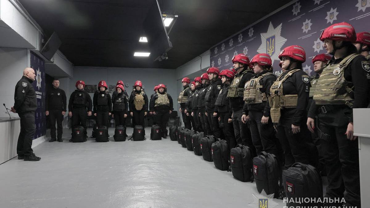 До команди поліцейських Запоріжжя долучилися 32 нових парамедика