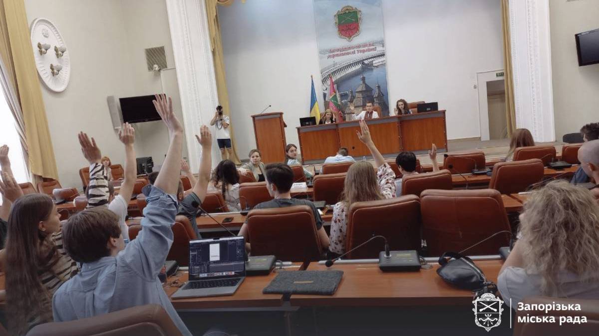 Молодь може впливати на роботу міста