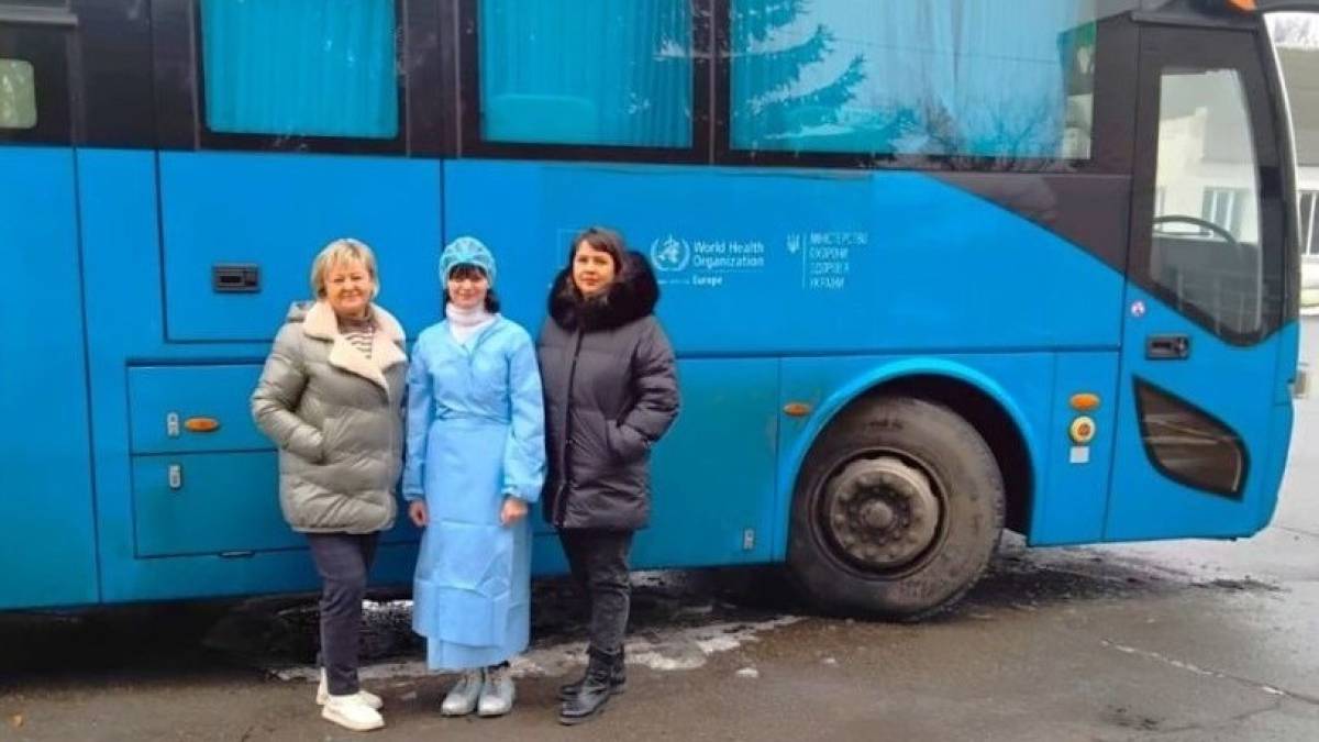 Запорізькі медики провели “День здоров’я” у селі Максимівка