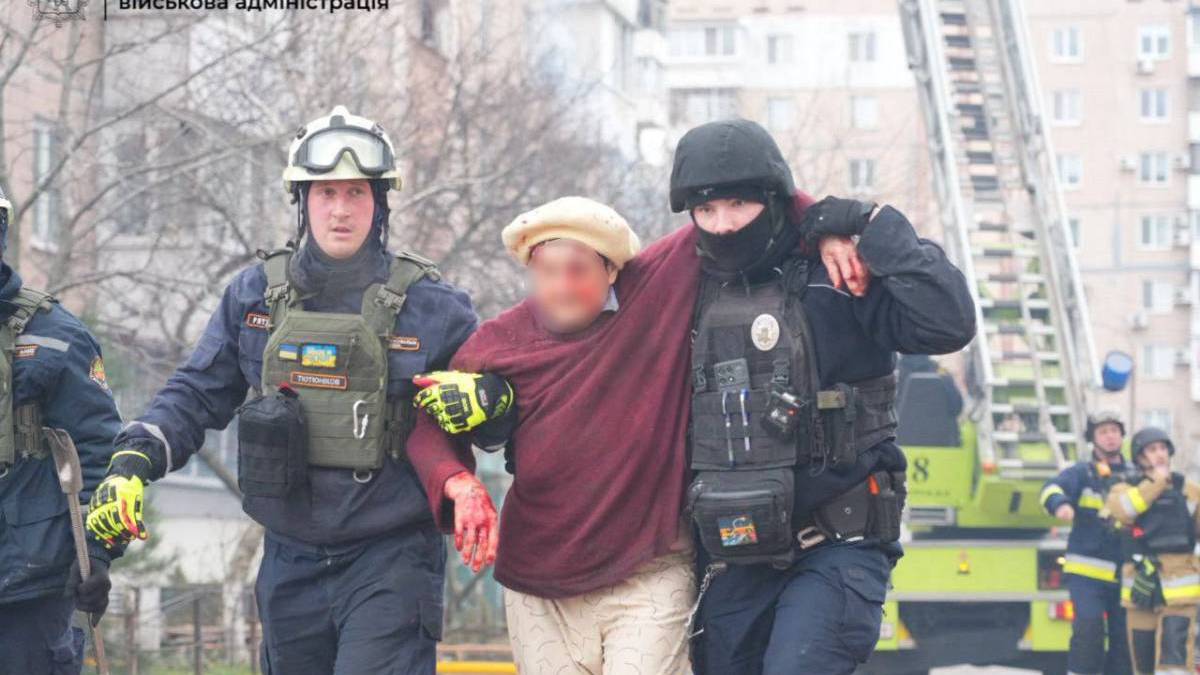 Вже 26 поранених в тому числі одна дитина,  постраждали внаслідок ворожої атаки на Запоріжжя та Запорізький район
