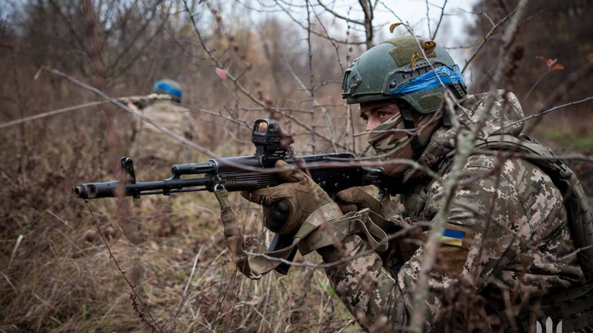 Орієнтовні втрати ворога на 18 грудня – Генштаб ЗСУ: 1 193 300 (+950) осіб, 11432 (+5) танки, 1573 (+2) РСЗВ