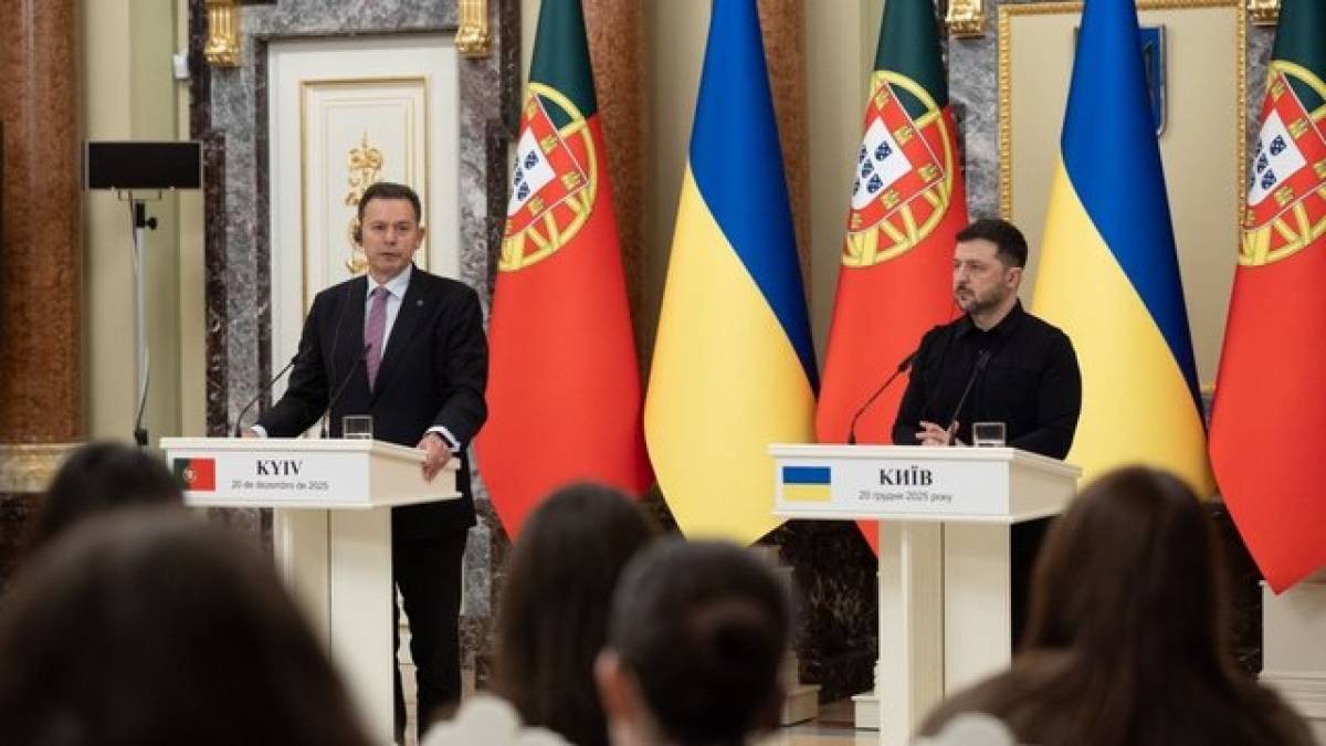 Україна та Португалія підписали угоду про партнерство у виробництві морських дронів – Зеленський