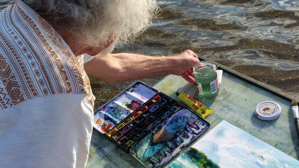 Онука запорізького художника створила фільм «Дідусь і Море»