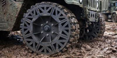 Унікальний український винахід – безповітряні колеса для військової техніки та наземних роботів.