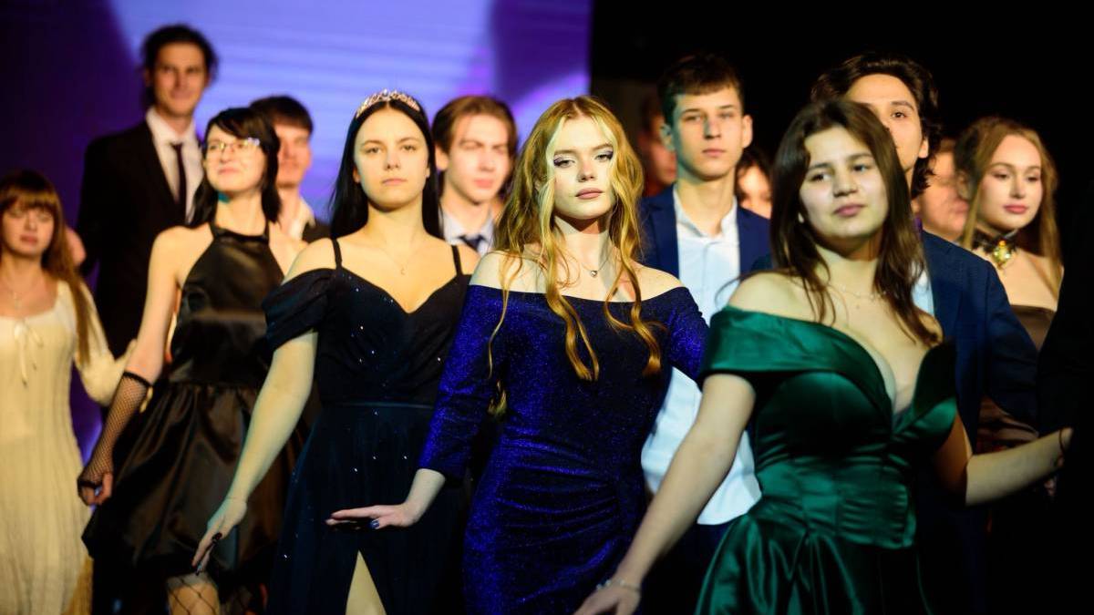 Благодійний бал на підтримку Сил оборони пройшов у Запоріжжі