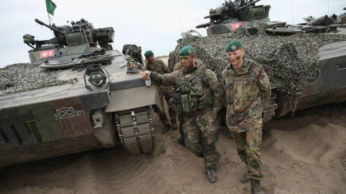Європейські країни розглядають розгортання до 15 тис. військових в Україні протягом 6 місяців після завершення війни