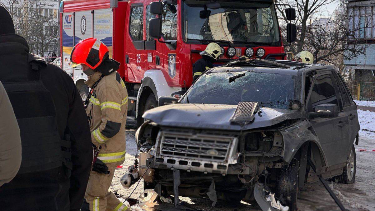 У Києві затримали агентку рф, яка підірвала авто військового на Оболоні
