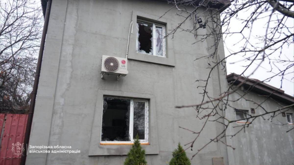 Ворожий безпілотник атакував приватний сектор у Запоріжжі