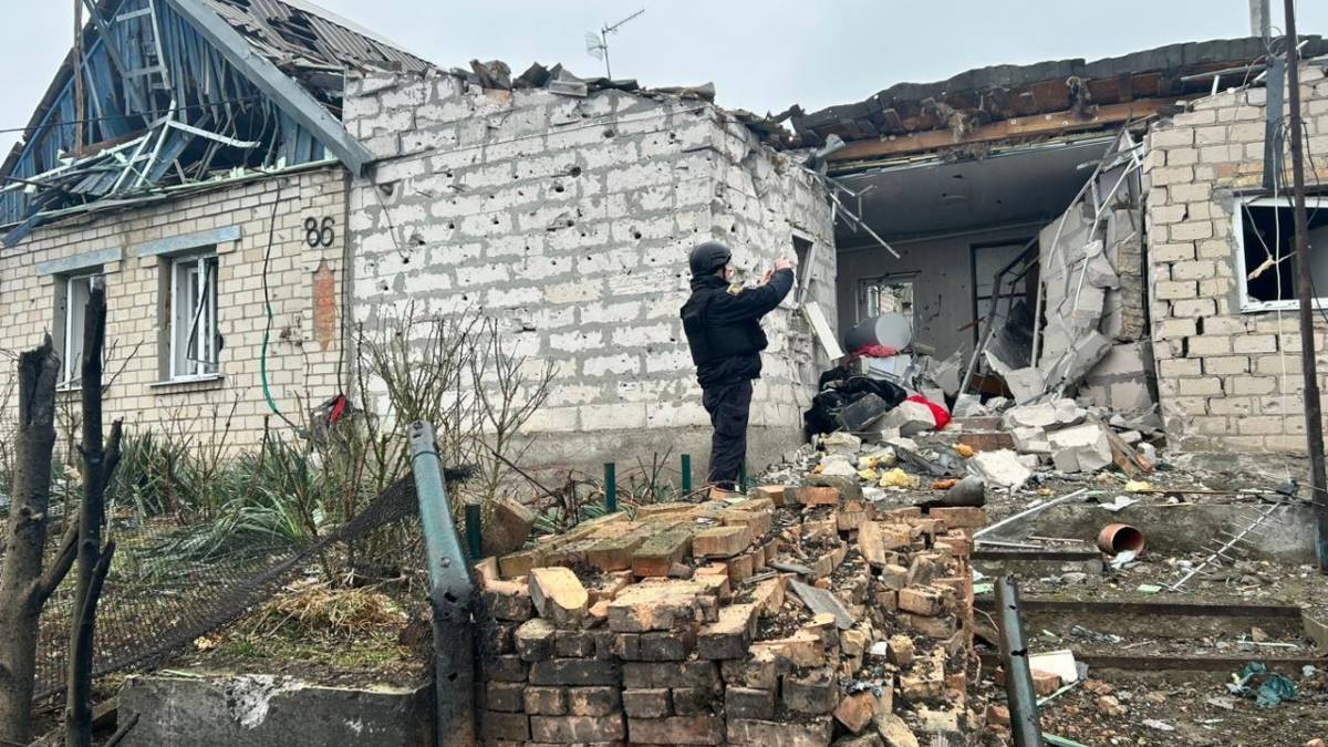 Армія рф продовжує знищувати міста і села нашої області — вчора зафіксували 856 ударів 