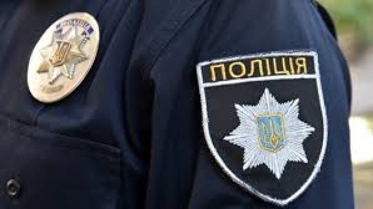 У Запоріжжі обікрали авто військовослужбовця