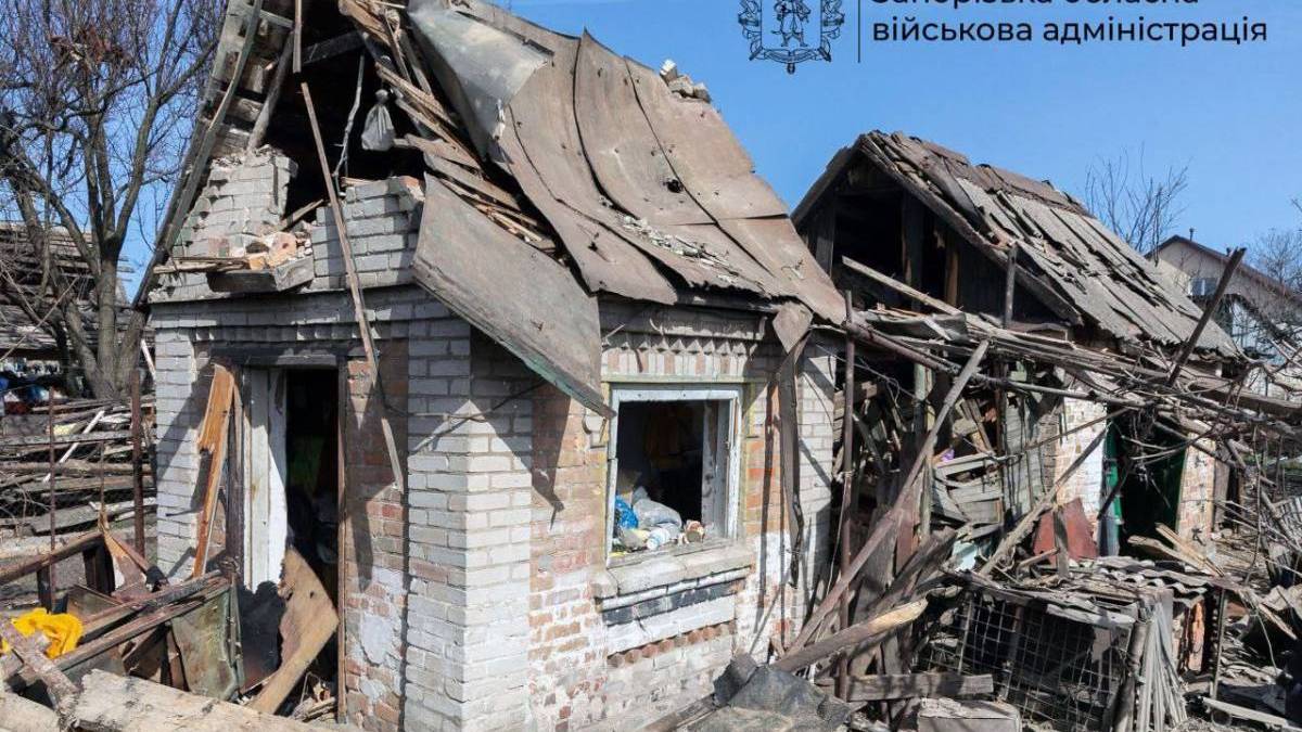 Загалом упродовж доби окупанти завдали 821 удар по 27 населених пунктах Запорізької області