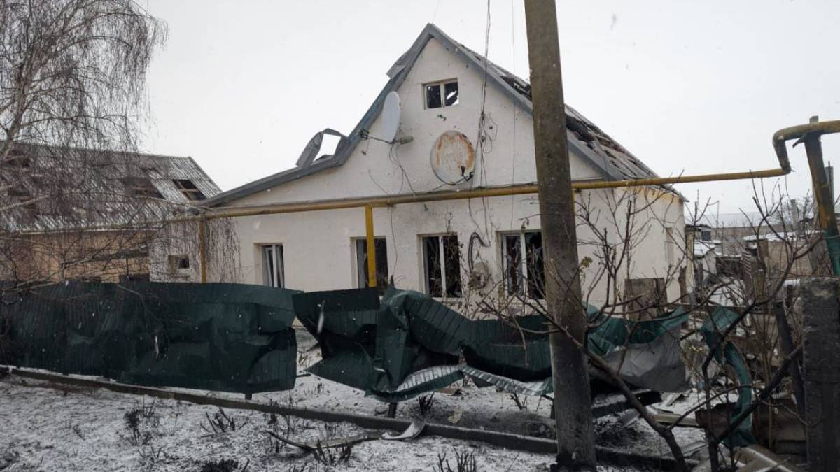 ДСНС Запорізької області: ліквідація наслідків ворожих обстрілів 11 січня