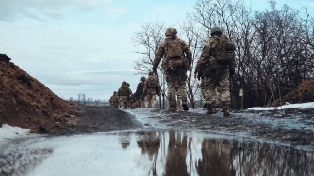 Орієнтовні втрати ворога на 15 січня: 1 223 090 (+1150) осіб, 1611 (+8) РСЗВ, 11557 (+7) танків – Генштаб ЗСУ