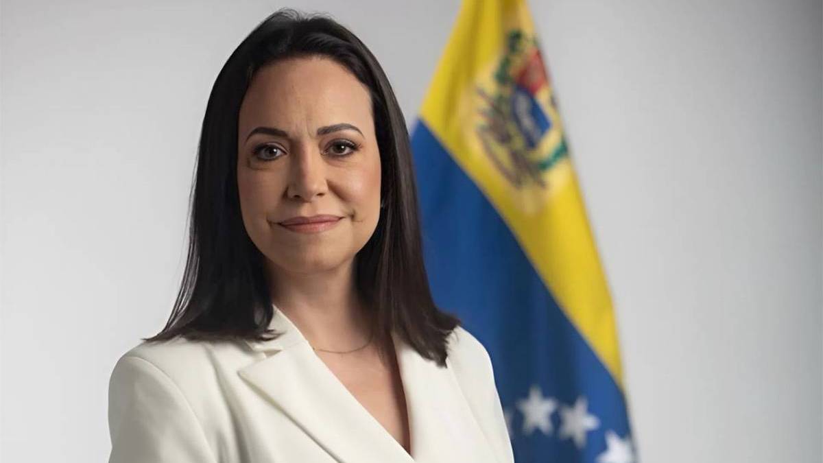 Мачадо заявила, що «презентувала» президенту США медаль Нобелівської премії