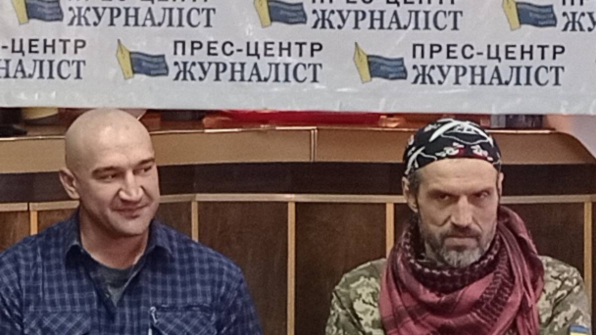 Зійшлися два боки ПТСР і створили виставу про війну