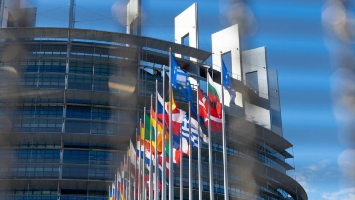 Європарламент відхилив пропозицію вотуму недовіри Єврокомісії
