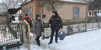 Запорізькі рятувальники вивезли літню пару з прифронтового населеного пункту