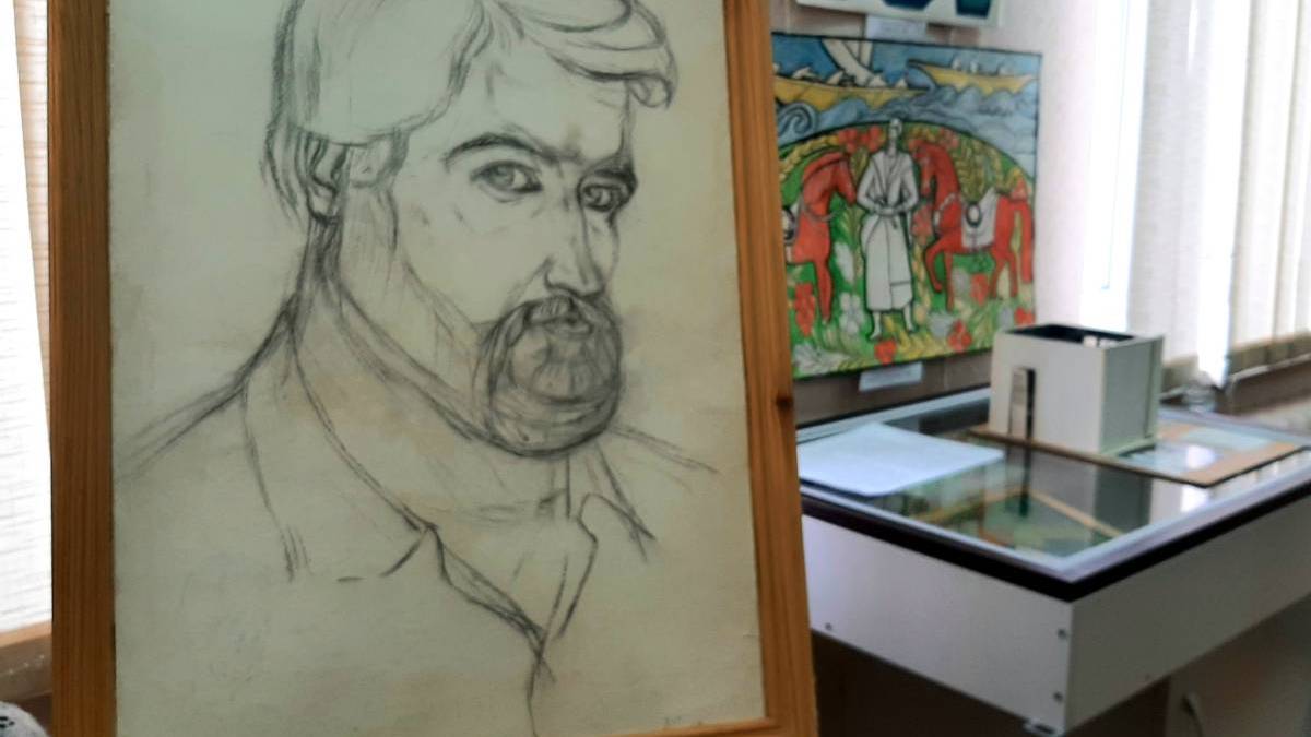 Мистецтво єднає, виховує й рятує: виставка «Восьме диво світу» в художньому музеї