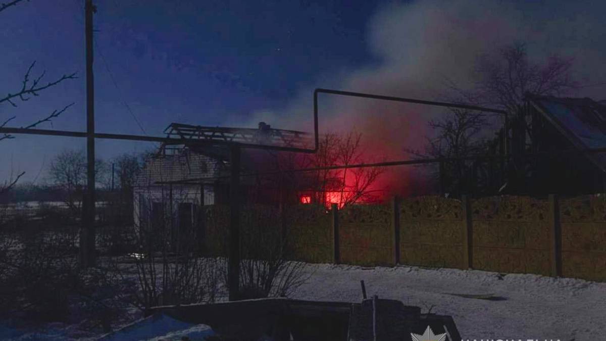 Через обстріли окупантів на Запоріжжі поранена 18-річна дівчина: поліцейські документують воєнні злочини окупантів