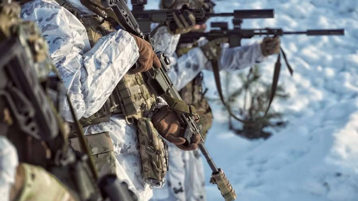 Орієнтовні втрати ворога на 28 січня: 1 236 570 (+690) осіб, 1629 (+1) РСЗВ, 4053 (+2) спецтехніки