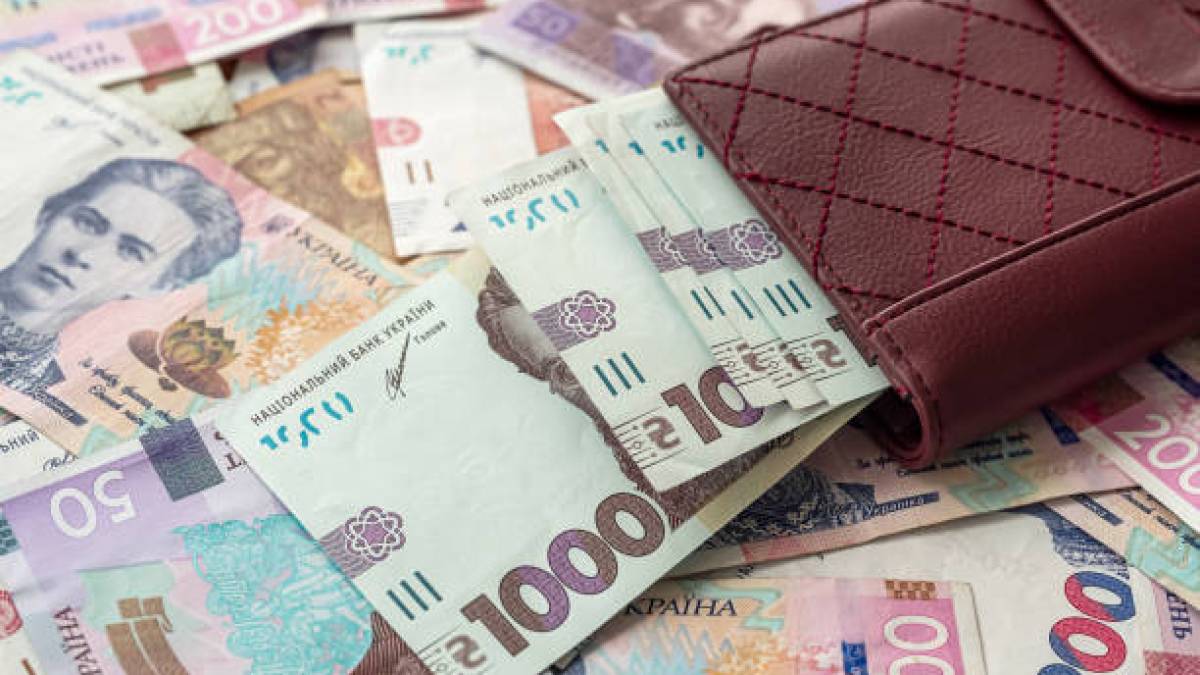 Готівки побільшало, копійки зникають: що відбувається з грошима українців