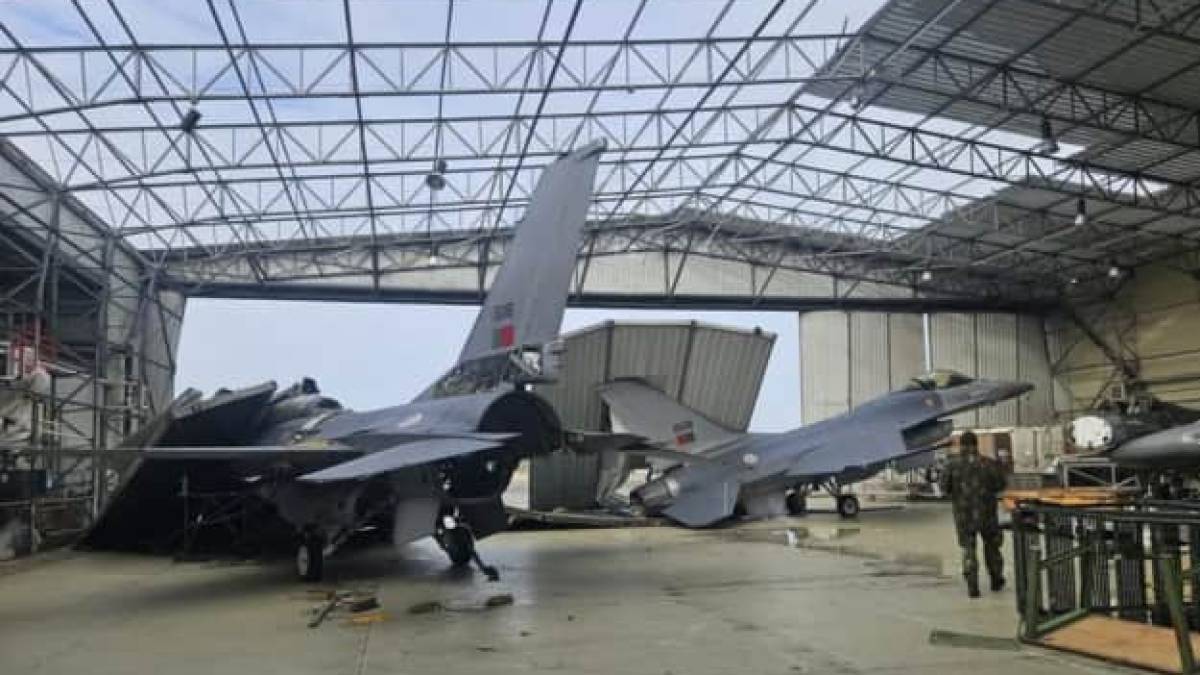 У Португалії потужний шторм «Крістін» пошкодив два винищувачі F-16