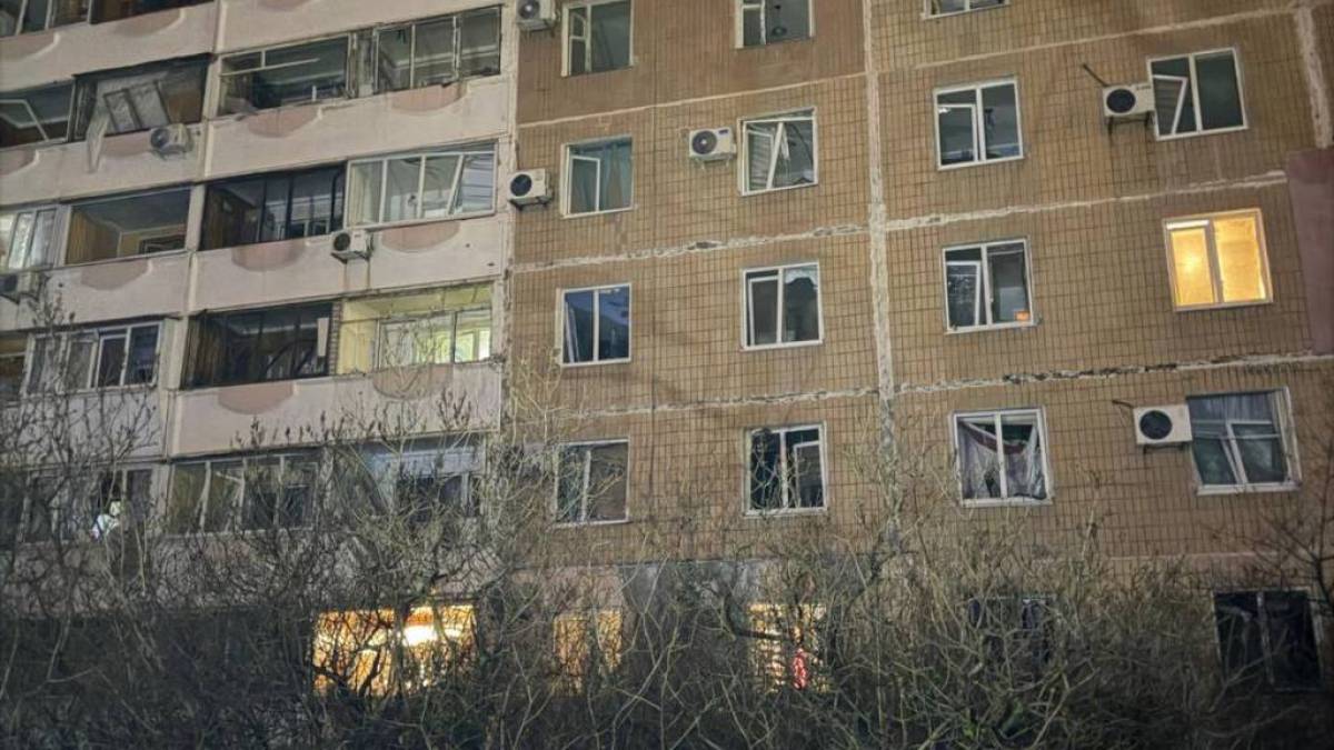 Внаслідок ворожої атаки пошкоджені житлові будинки у Шевченківському та Космічному районах