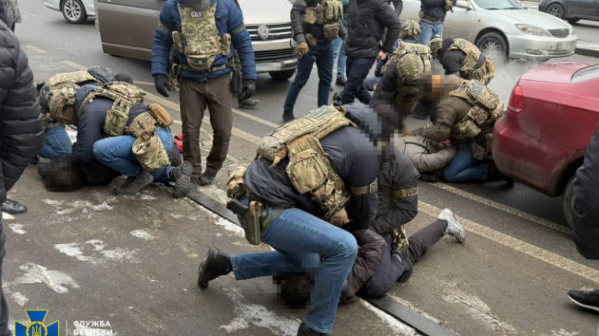 В Одесі затримали агентів ФСБ, які готували теракти проти військових