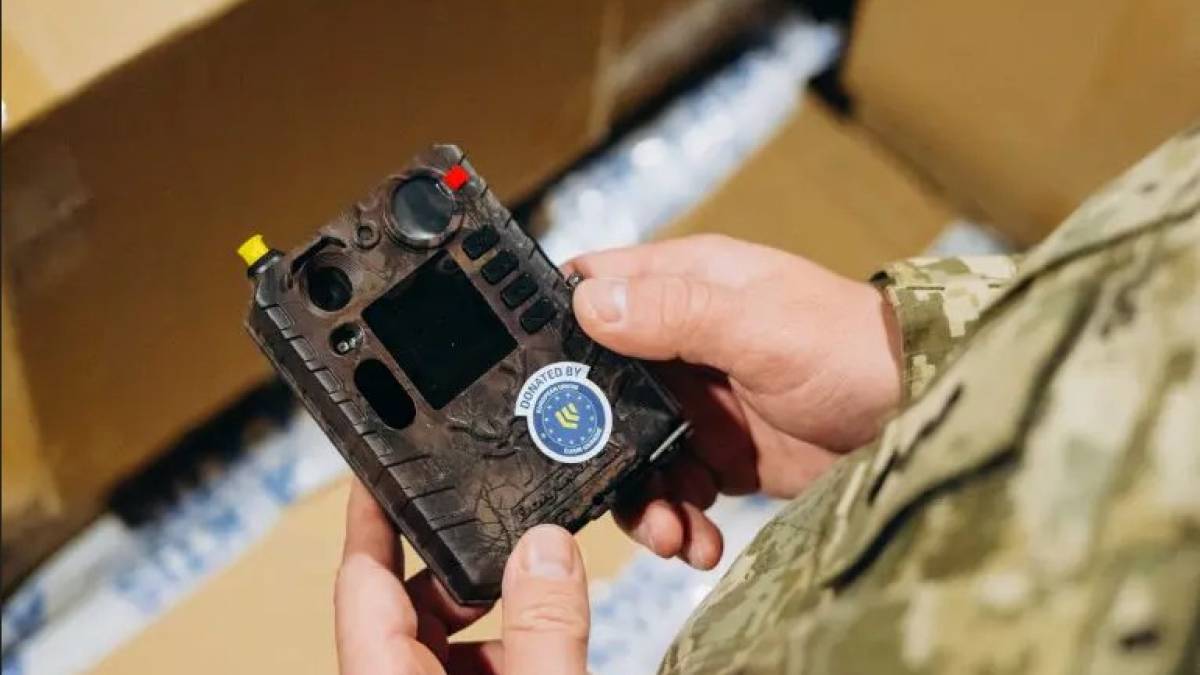 КМЄС передала українським прикордонникам фотопастки для посилення спостереження