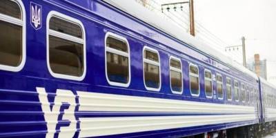 «Укрзалізниця» продовжує автобусні об’їзди на окремих напрямках через безпекові ризики