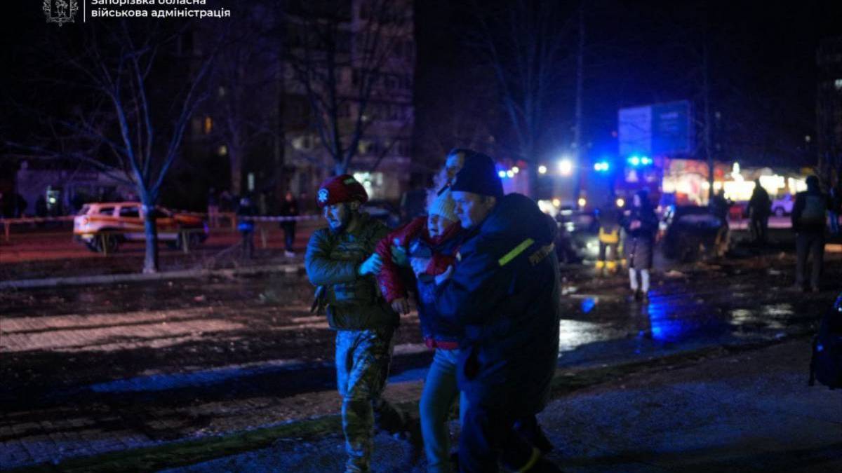 Атака на Хортицький район Запоріжжя: двоє загиблих, кількість поранених зростає