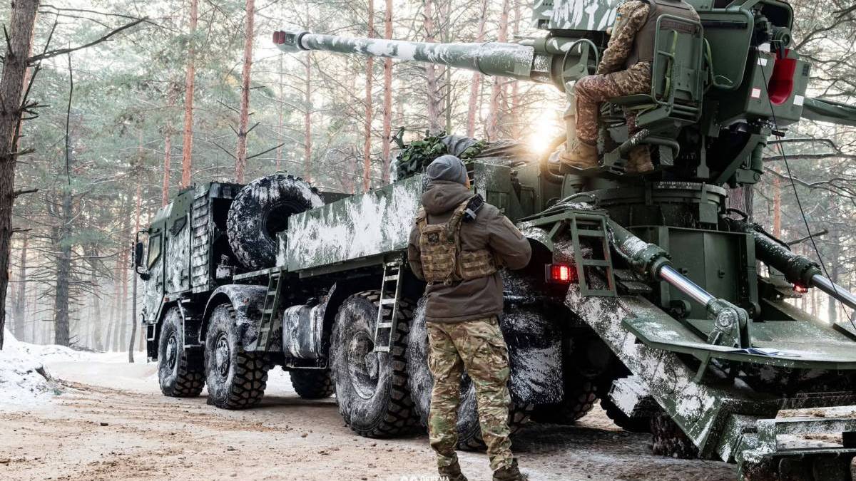 Орієнтовні втрати ворога на 10 лютого: 1 248 560 (+980) осіб, 1297 (+2) засобів ППО, 37089 (+33) артсистем