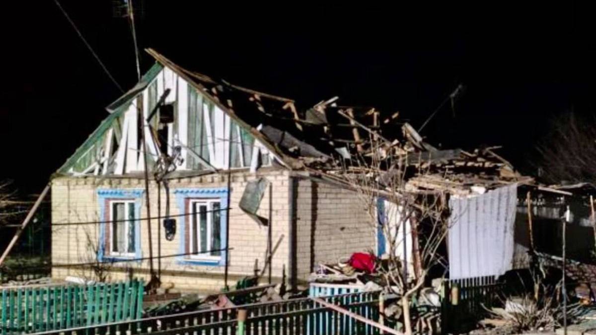 росіяни атакували безпілотниками Вільнянськ. Пошкоджені приватні будинки та господарчі споруди