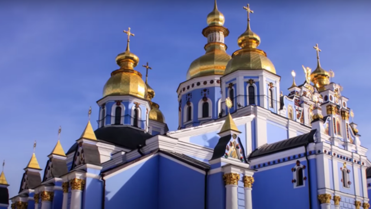 Церковне свято 14 лютого: що не слід лікувати цього дня, бо не буде користі