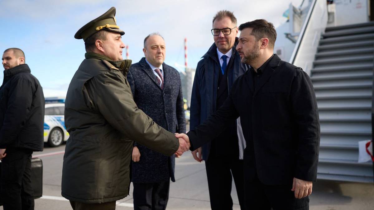Зеленський прилетів до Німеччини для участі в Мюнхенській безпековій конференції