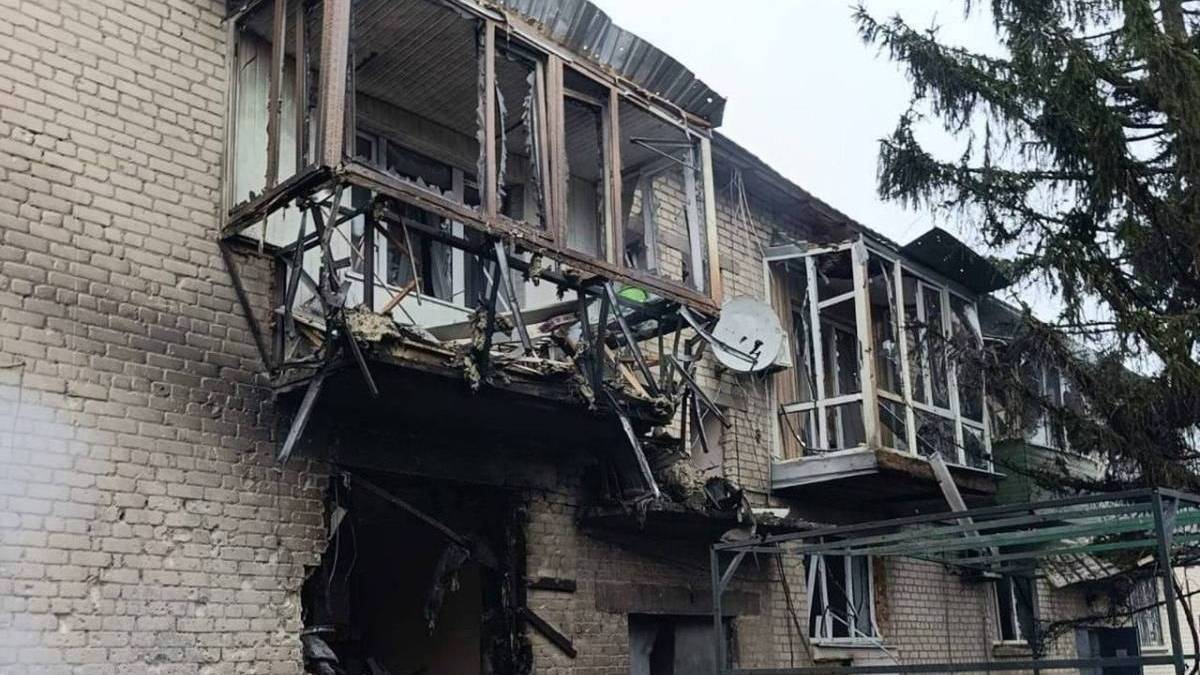 Ворог не припиняє обстрілювати Запорізьку область