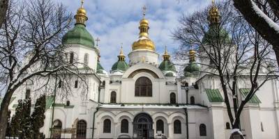 Церковне свято 20 лютого: кого вшановує церква, що випікають цього дня