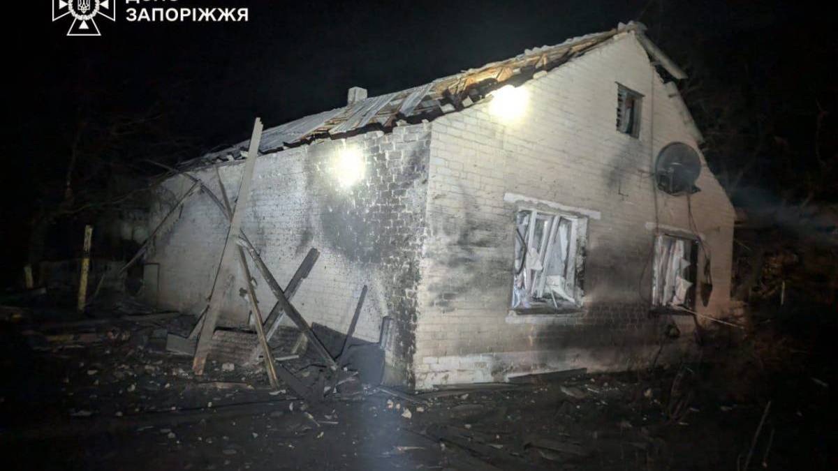 Дев’ять пожеж через обстріли території міста Запоріжжя та Запорізького району 20 лютого — ДСНС