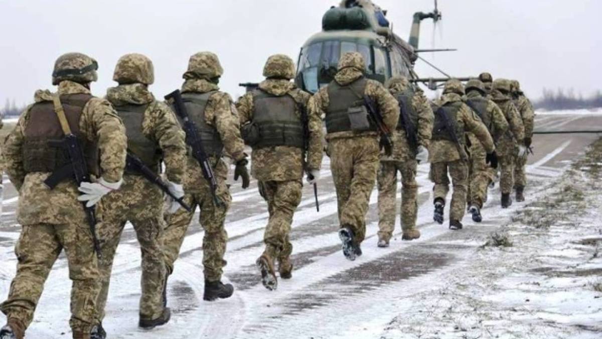 Орієнтовні втрати ворога на 23 лютого: 1 260 500 (+720) осіб, 4347 (+33) крилатих ракет, 37510 (+40) артсистем