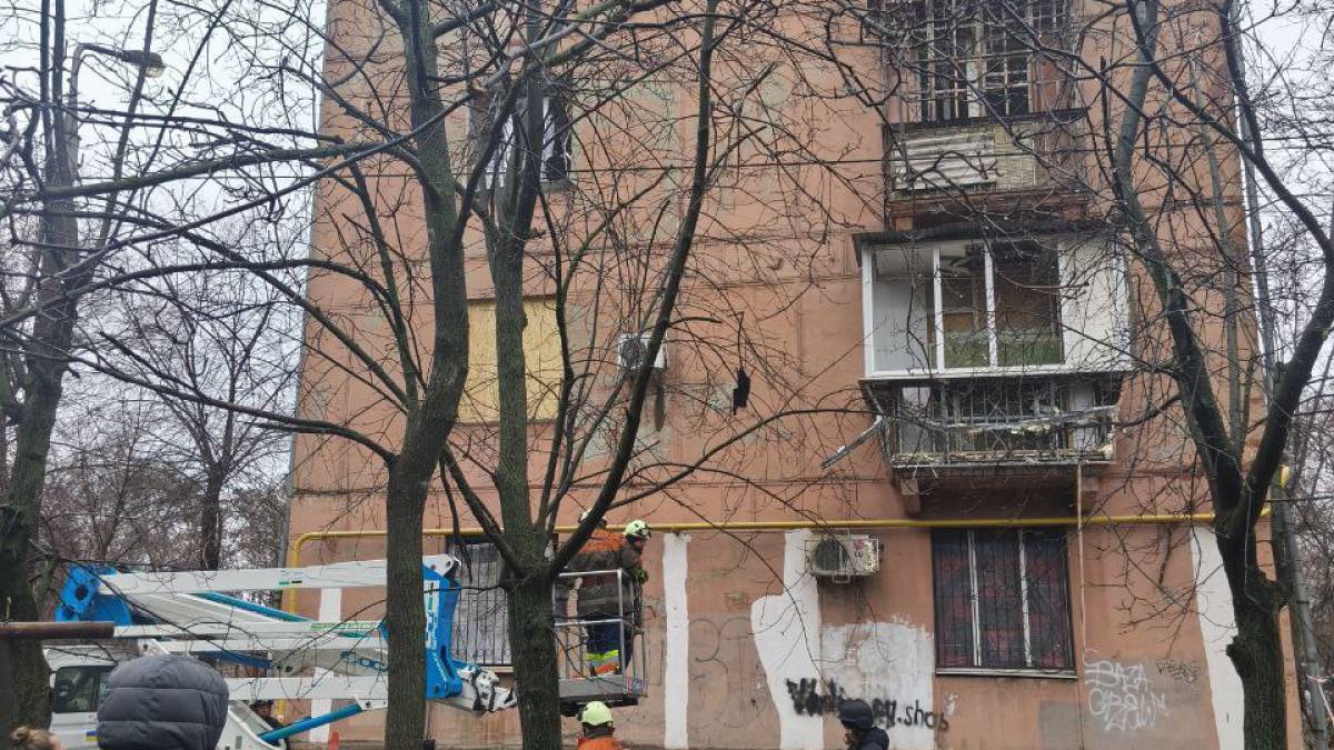 Внаслідок нічних обстрілів екологи зафіксували пошкодження у двох районах Запоріжжя