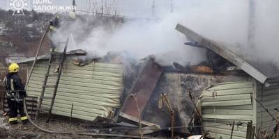 Рятувальники ліквідували загоряння покрівлі приватного будинку в Запоріжжі 