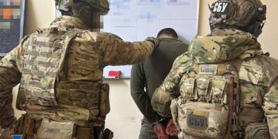 Корупція на укриттях для літаків: затримали командувача логістики Повітряних сил і очільника управління СБУ