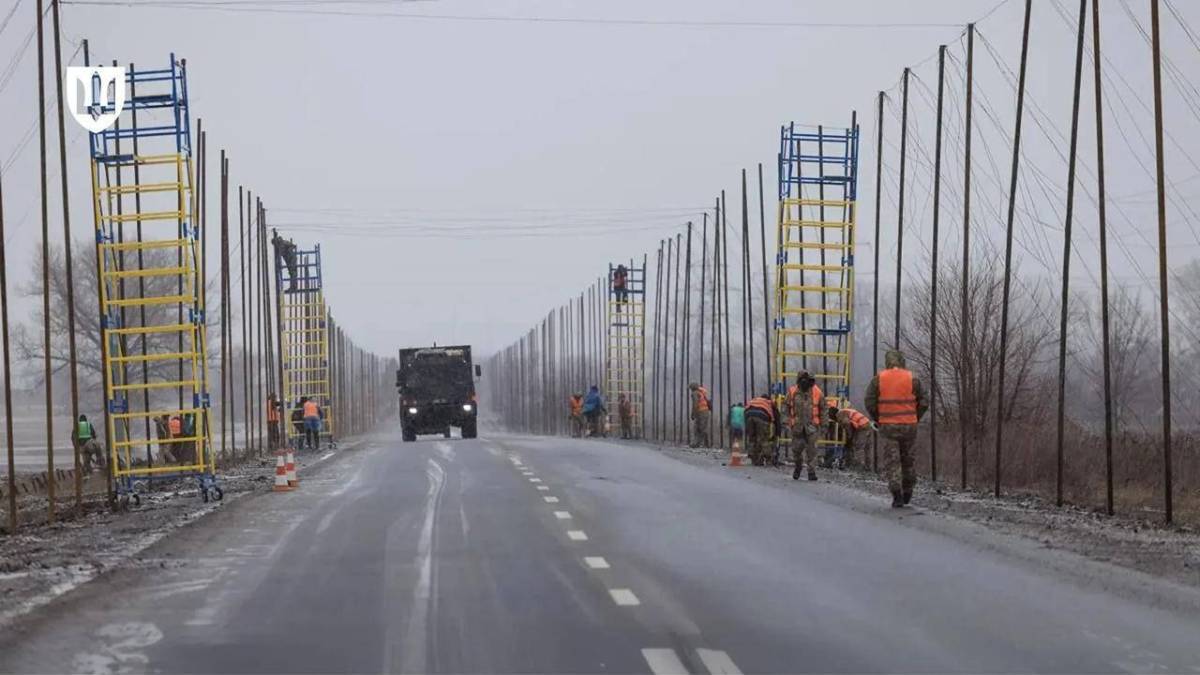 4000 км доріг в Україні накриють антидроновими сітками до кінця року, – міністр оборони Федоров