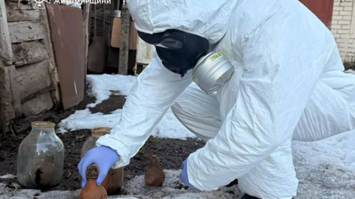 У Житомирі виявили 15 кг ртуті у приватному дворі
