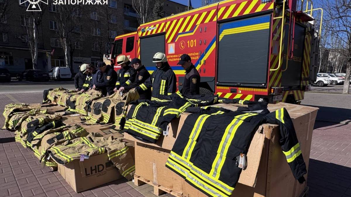 Рятувальники Запоріжжя отримали гуманітарну допомогу від благодійників