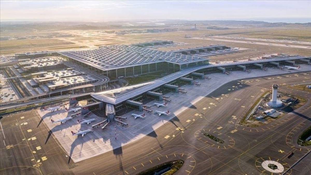 Аеропорт Стамбула визнали найбільш завантаженим у Європі