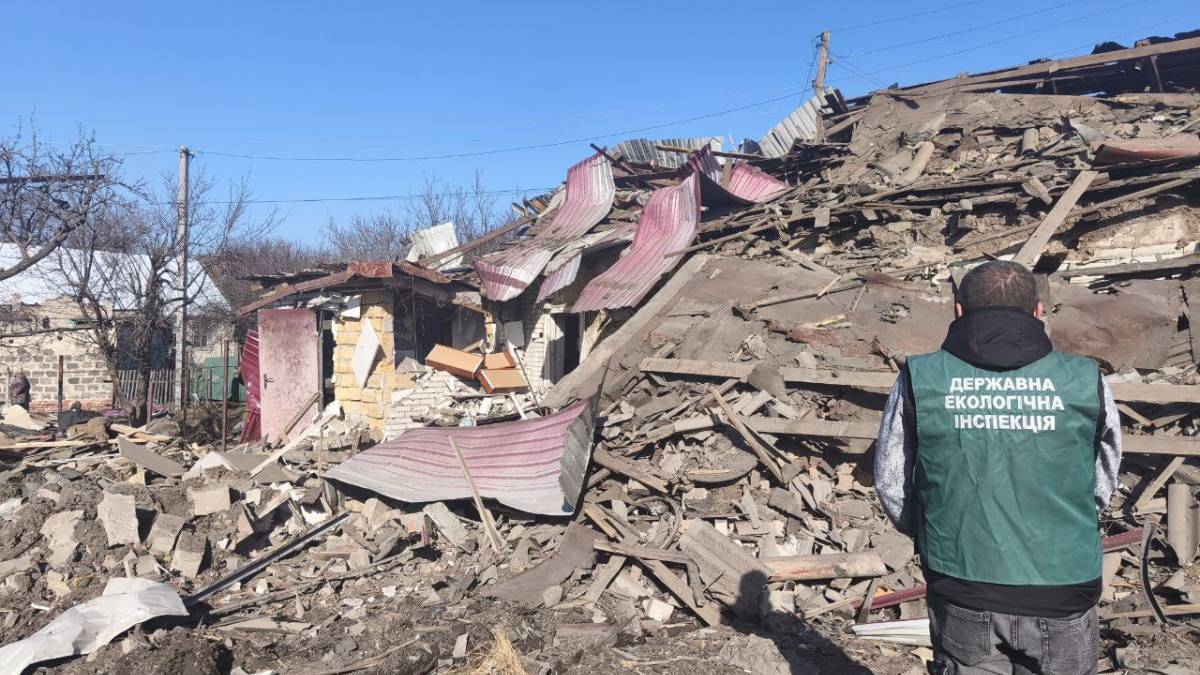 У Запоріжжі через ворожу атаку вчора постраждали два райони — екологи зафіксували наслідки