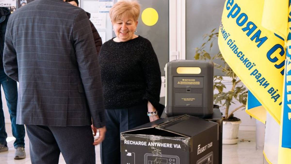 Громада на Запоріжжі отримала від Нідерландів 7 одиниць альтернативного живлення