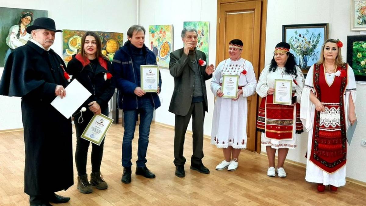Як бачать Україну та світ запорізькі нащадки таврійських болгар