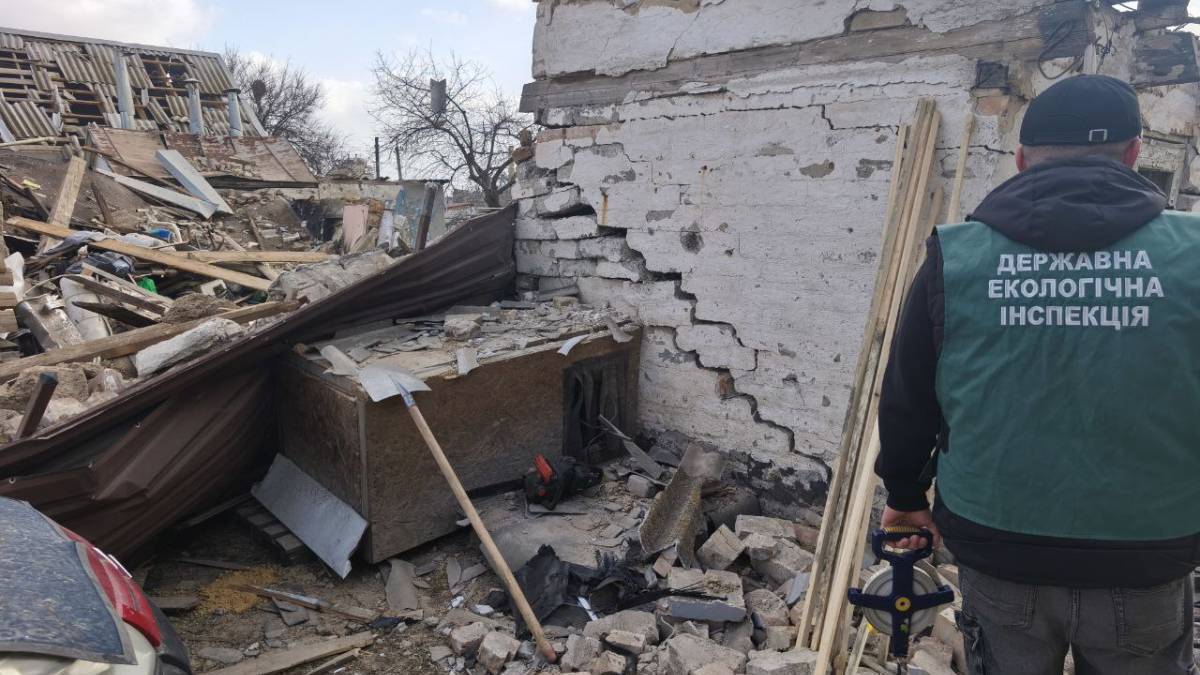 У Шевченківському районі задокументовано наслідки денного обстрілу